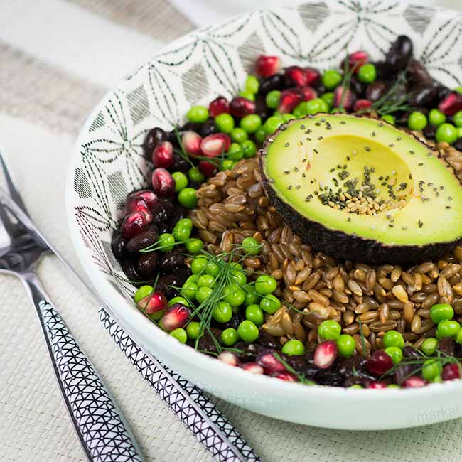 Buddha bowl seigle haricots petits pois