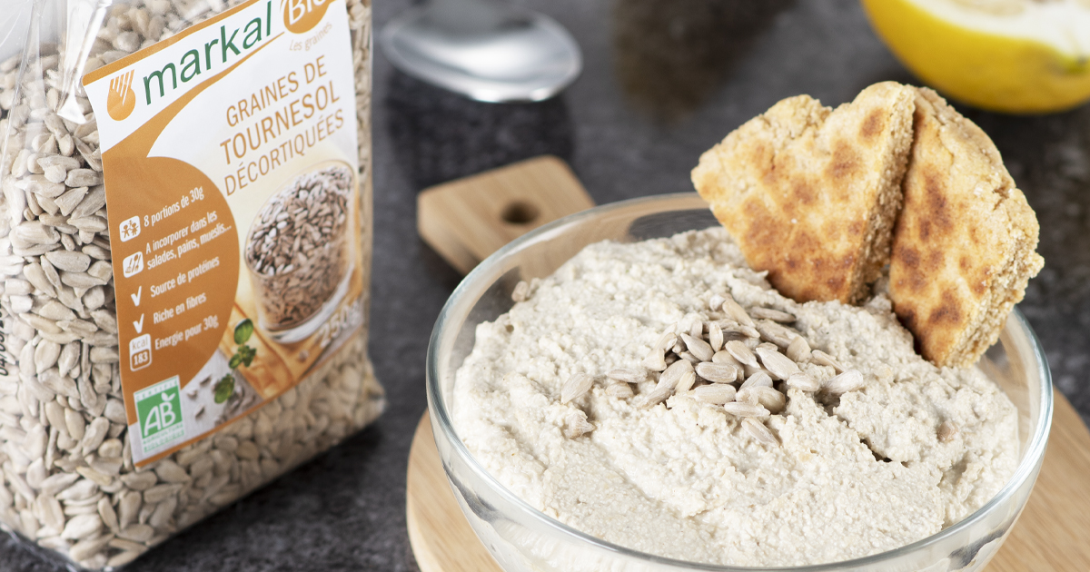 Houmous aux graines de tournesol & galette naan